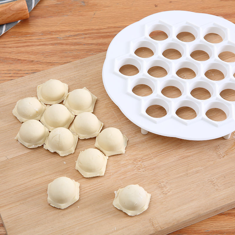 قالب صنع الزلابية بـ 19 فتحة،  - مراجعة Kitchen Gadgets Dumpling Maker وسعره